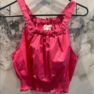 XiRENA Vibrant Pink Crop Top